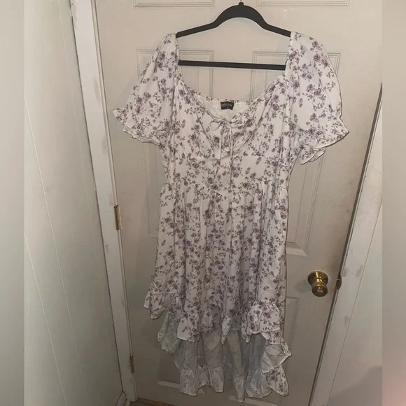 Floral Dress - Picture 2 of 4